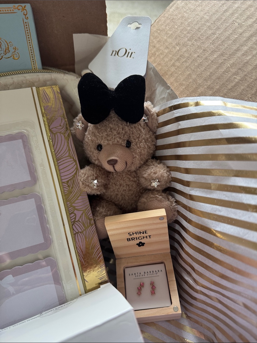 Bestie Box - Picture 3 of 9
